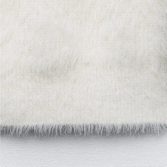 Zara faux FUR JEWEL SWEATER - Picture 3 of 5